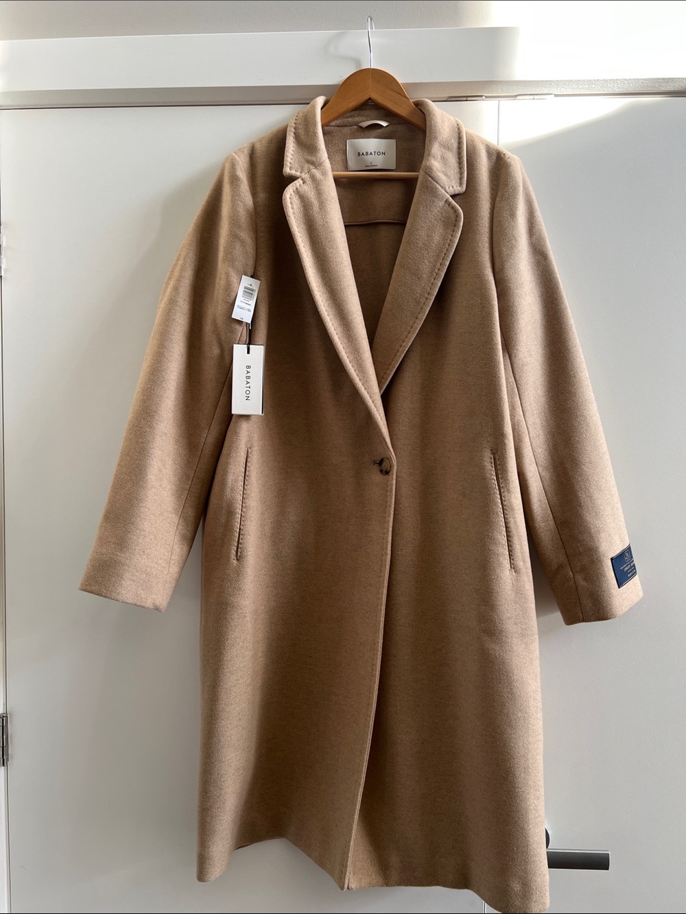NWT Aritzia Babaton The Stedman Coat in Heather Camel Virgin Wool